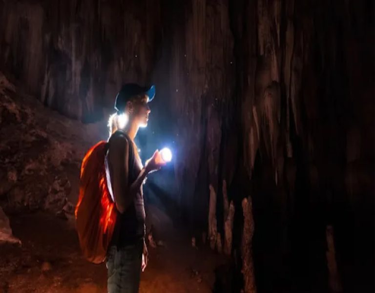 louisville mega cavern