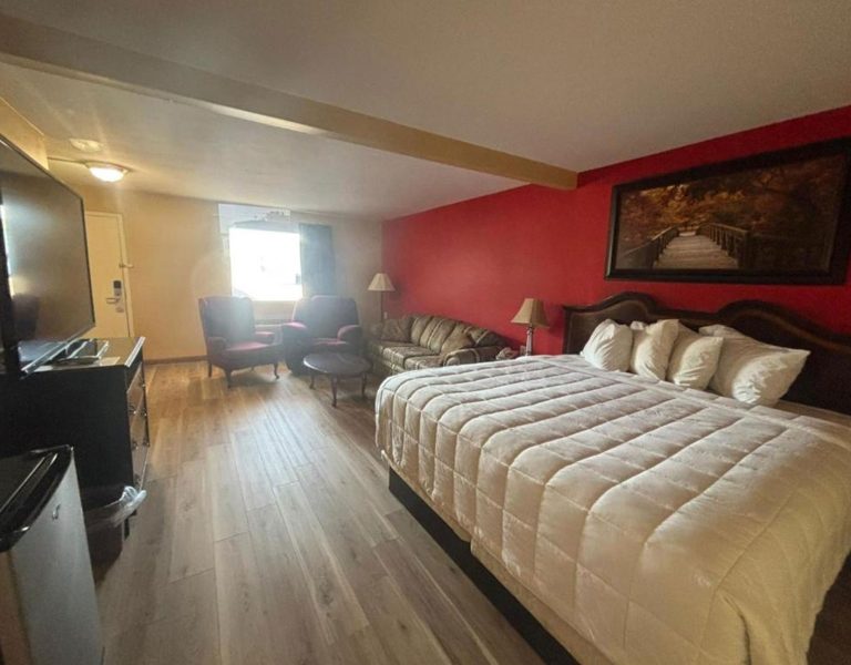 hotels in garden of the gods wilderness illinois